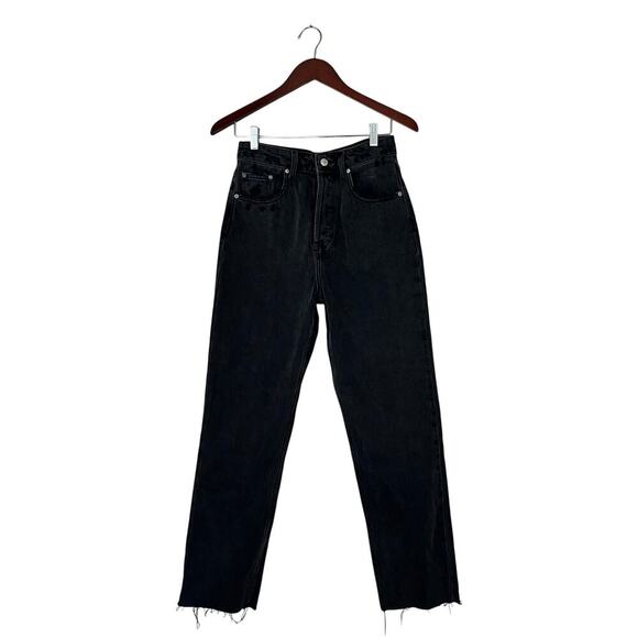 New Meshki Tina Mom Jean High Waist Black Faded Denim Raw Hem NWT Size 8 - Picture 1 of 9